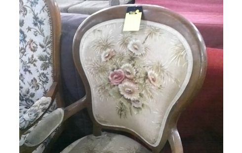 FAUTEUIL ANCIEN TISSU FLEURS