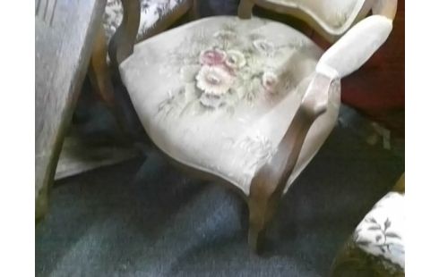 FAUTEUIL ANCIEN TISSU FLEURS