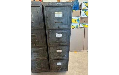 CASIER MÉTALIQUE STRAFOR