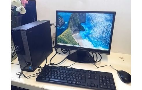 ORDINATEUR DELL AVEC ECRAN