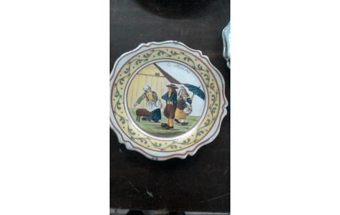 ASSIETTES DECORATIVE  LA PAIRE