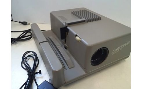 PROJECTEUR DIAPO KINDERMANN AVEC TELECOMMANDE