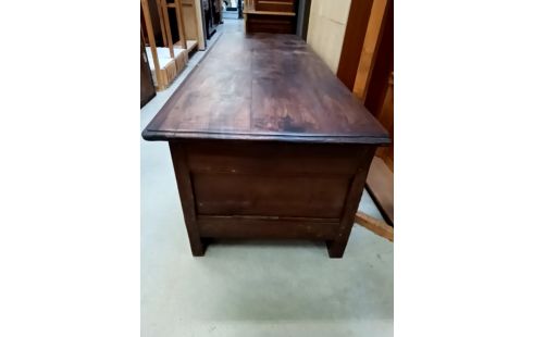 COFFRE BOIS MASSIF CHEVILLÉ 183/64