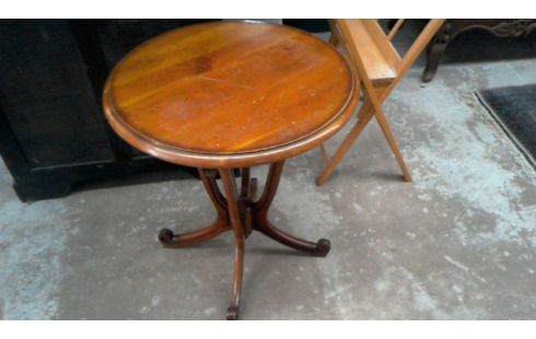 GUERIDON IN DE STAAT