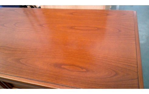 CÓMODA CEREZO SILVESTRE 2 PUERTAS / 2 CAJONES