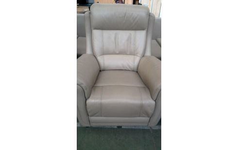 SILLÓN DE CUERO CLUB CAFÉ CUERO