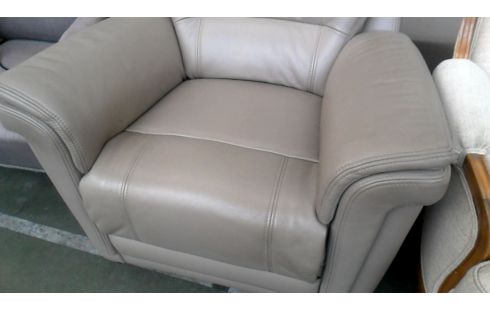 SILLÓN DE CUERO CLUB CAFÉ CUERO