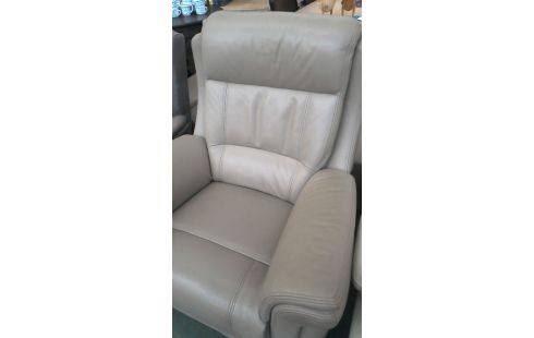 SILLÓN DE CUERO CLUB CAFÉ CUERO