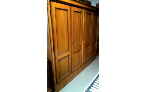 KLEERKAST KERSELAAR 4 DEUREN HOUT