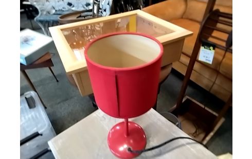 LAMPE DECO ROUGE