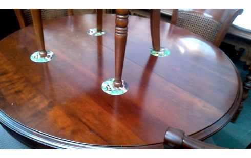 ESSTISCH RUND KRISCHBAUM LÄNGLICH