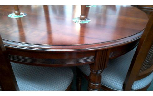 ESSTISCH RUND KRISCHBAUM LÄNGLICH