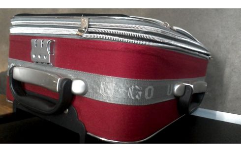 SAC DE VOYAGE A ROULETTE