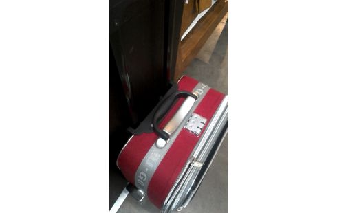 SAC DE VOYAGE A ROULETTE