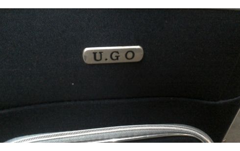 SAC DE VOYAGE A ROULETTE