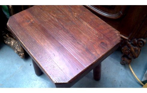 TABOURET MASSIF CHENE