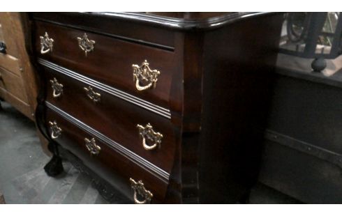 CÓMODA CHIPPENDALE 3 CAJONES