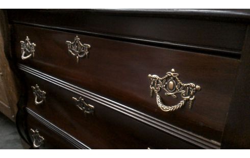 CÓMODA CHIPPENDALE 3 CAJONES