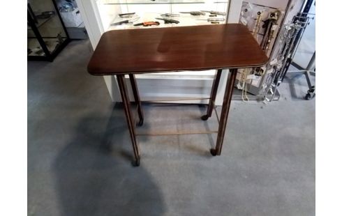TABLE CONSOLE À ROULETTES VINTAGE