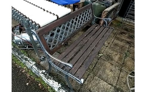 BANC EXTÉRIEUR BOIS ET METAL