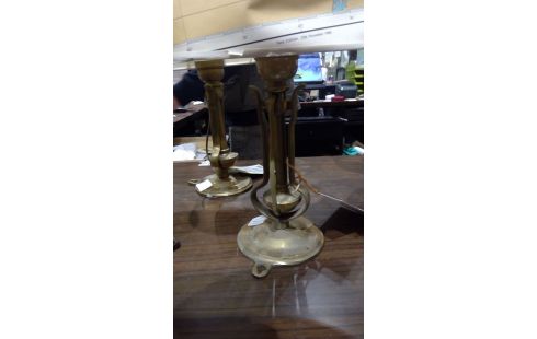 LÁMPARA DE SOBREMESA