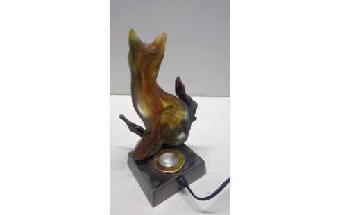 BEELD YVES LOHE KAT LAMP