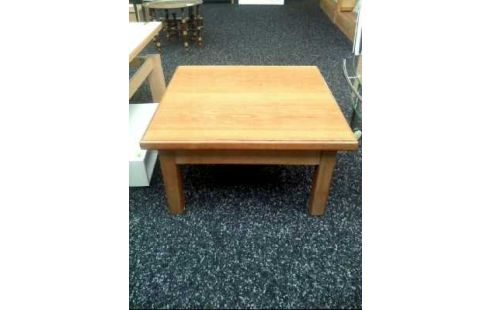 COUCHTISCH HOLZ HELL QUADRATISCH