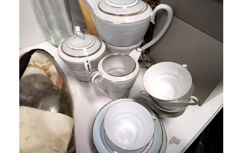 SERVICE A CAFE BLEU DORÉ