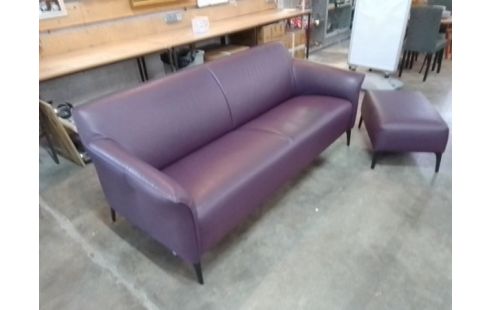 CANAPE 3 PLACES CUIR VIOLET LEOLUX MODELE MAYON + POUF