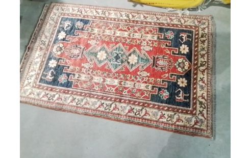 TAPIS FAIT MAIN BLEU ROUGE 188/120