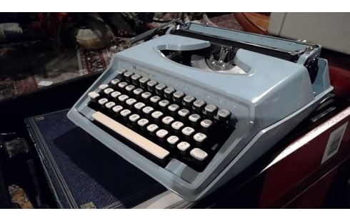 MACHINE A ECRIRE  REMINGTON