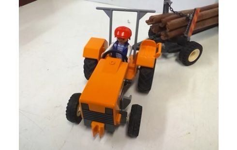 PLAYMOBIL TRACTEUR AVEC REMORQUE