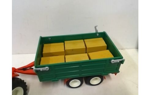 PLAYMOBIL TRACTEUR AVEC REMORQUE FOIN