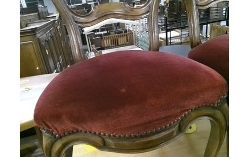 LOT DE 4 CHAISES VELOURS BORDEAUX