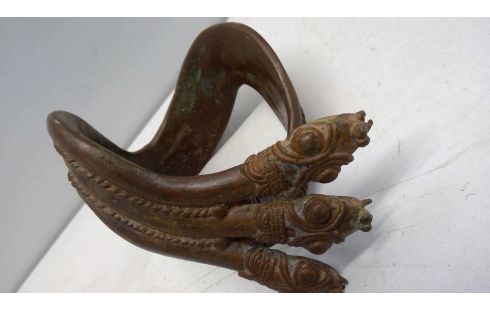 BRONZEN ARMBAND ANTIEK