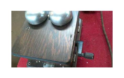 TELEPHONE DECORATIF ANCIEN MURAL