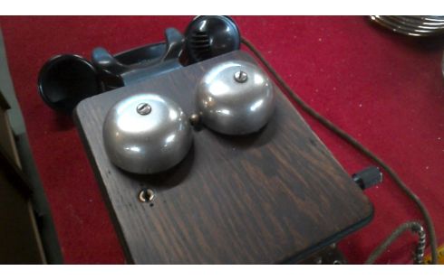 TELEFON DEKORATIV ALT WAND-