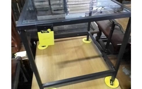 TABLE D'APPOINT FER ET PLATEAU VERRE