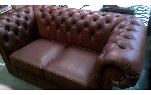 FAUTEUIL 2 PLACES CHESTERFIELD BORDEAUX CUIR