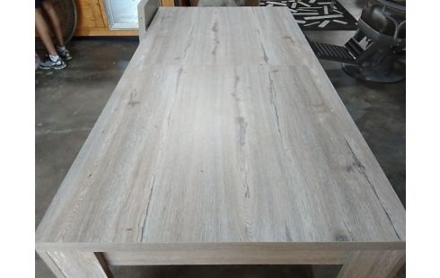 TABLE DE SALLE A MANGER ETAT NEUF BOIS DE CHÊNE CHAMPÊTRE 180X225CM H76CMXP90CM + 1 ALLONGE