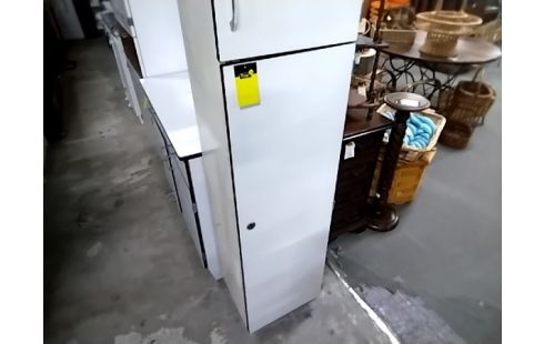 COLONNE DE SALLE DE BAIN BLANCHE