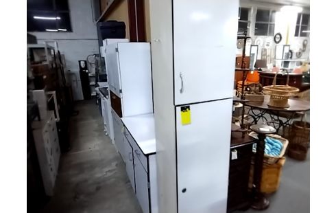 COLONNE DE SALLE DE BAIN BLANCHE