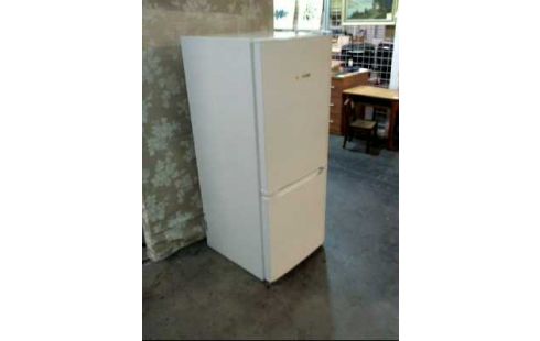 KÜHLSCHRANK <LIEBHERR>