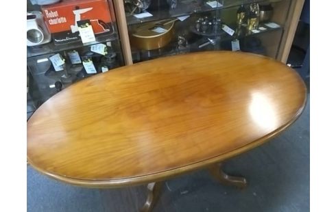 TABLE BASSE OVALE
