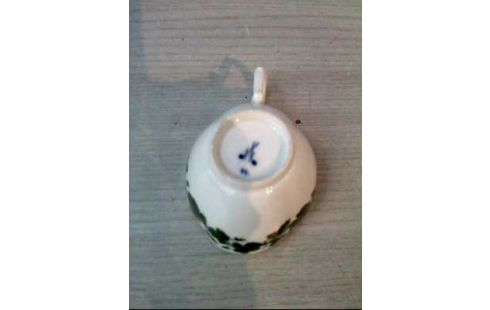 TASSE <MEISSEN> PORZELLAN WEINLAUB