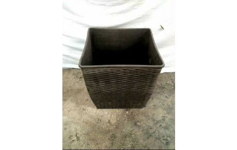 CACHE POT ROTIN NOIR CARRE