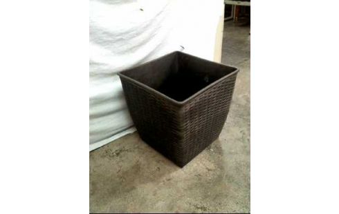 CACHE POT ROTIN NOIR CARRE