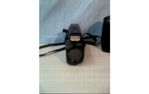 KAMERA <YASHICA SAMURAI> X3.0