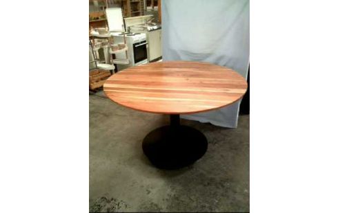 TISCH HOLZ HELL RUND STANDFUß METALL