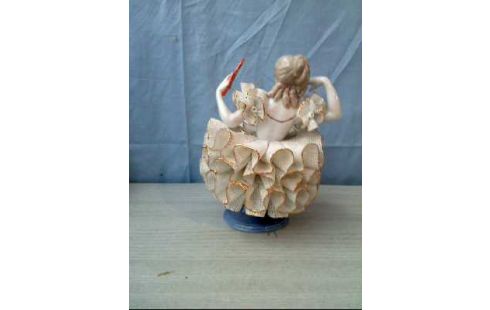 PORZ.FIGUR <UNICORN> DAME MIT SPIEGEL